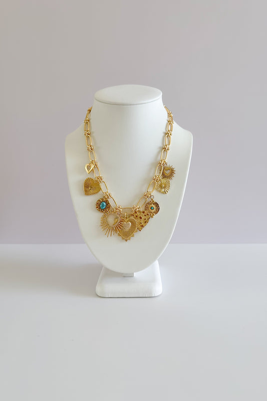 Corazón Gold Plated Statement Vintage Charm Necklace